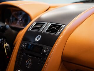 Aston Martin V8 Vantage 4.3 V8 283kW
