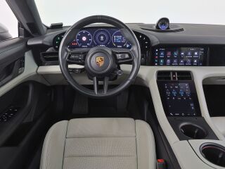 Porsche Taycan 4S 420kW