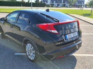 Honda Civic 1.8 104kW