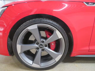 Audi S5 3.0 260кВ