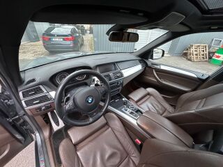 BMW X5 M50 3.0 280кВ