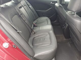 Kia Optima Exclusive Infinity 1.7 R4 100кВ