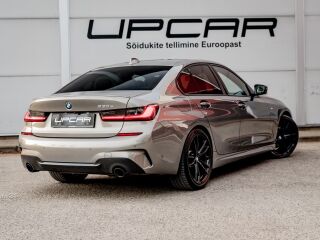 BMW 330 e M-Sport Individual 2.0 215kW