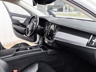 Volvo V90 AWD 2.0 173kW