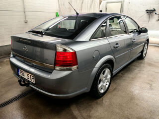 Opel Vectra 2.2 114kW