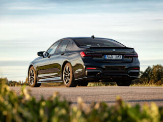 BMW 745 3.0 210kW