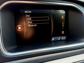 Volvo V40 Summum 1.6 TDi 84kW