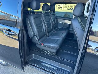 Mercedes-Benz V 300 d Avantgarde Extra Long 4-Matic 2.0 174kW