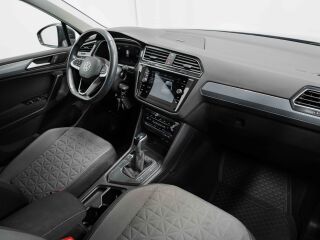 Volkswagen Tiguan Life 2.0 110кВ