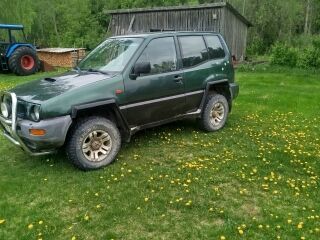 Nissan Terrano 2.7 92kW