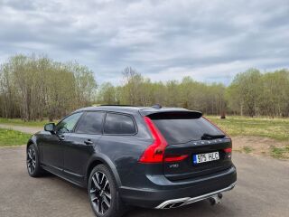 Volvo V90 Cross Country 2.0 173kW