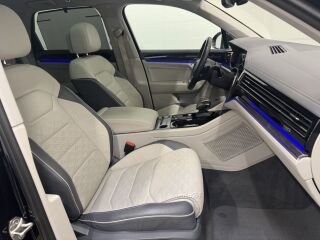 Volkswagen Touareg Elegance 4Motion 3.0 V6 TDI 170kW