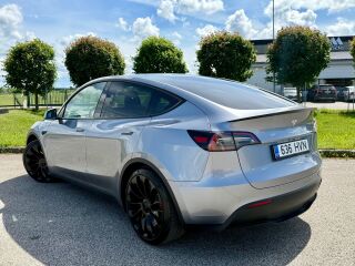 Tesla Model Y Dual Motor Performance AWD 393kW