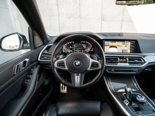 BMW X5 xDrive 30d Mild-Hybrid M Sport 3.0 210кВ
