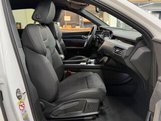 Audi e-tron E-tron Sportback 50 Quattro*S-Line*BLACK ED 158кВ