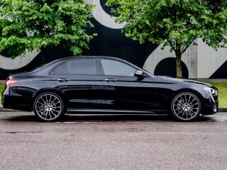 Mercedes-Benz E 220 AMG 2.0 143kW