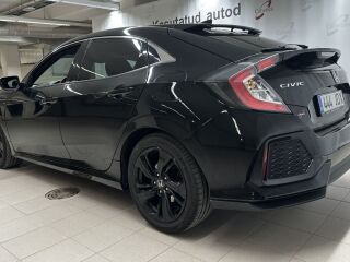 Honda Civic Executive Premium 1.6 88kW