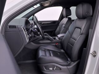 Porsche Cayenne 3.0 250кВ