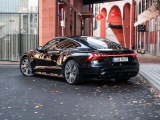 Audi e-tron GT Quattro Exclusive 350kW