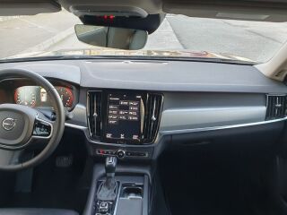 Volvo V90 MOMENTUM 2.0 D3 110kW