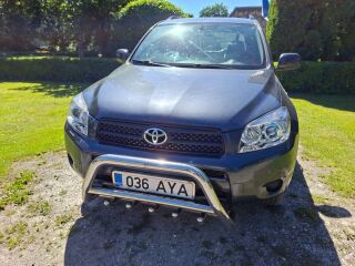 Toyota RAV4 2.2 100kW