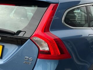 Volvo V60 Plug-in Hybrid AWD 2.4 D6 158kW