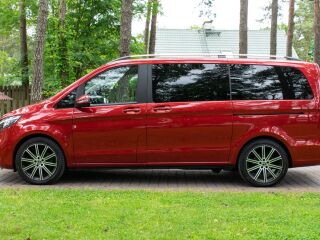 Mercedes-Benz V 300 4M Luxury Chauffeur Avantgarde Wntr Long 2.0 d 174kW