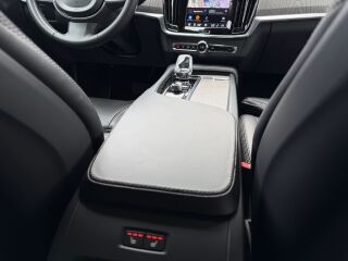 Volvo V90 Inscription Luxury Facelift MY24 2.0 B4 KERS MILD Kerghübriid 145kW
