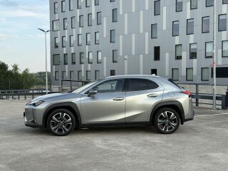 Lexus UX 250h 2.0 112кВ