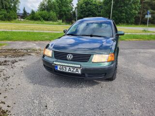 Volkswagen Passat B3 1.6 74kW