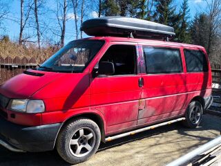 Volkswagen Caravelle 2.5 75kW
