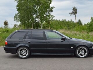 BMW 530 2.9 135kW