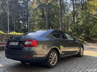 Skoda Octavia Elegance 1.2 77kW