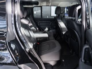 Land Rover Defender 110 P400 SE 3.0 294kW