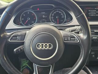 Audi A4 S-line 2.0 130kW