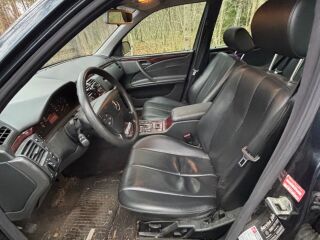 Mercedes-Benz E 200 2.1 85kW