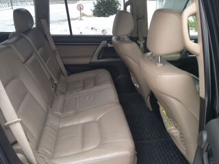 Toyota Land Cruiser 4.5 V8 210kW
