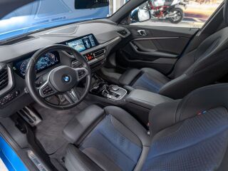 BMW 218 i M-Sportpakett 1.5 103kW