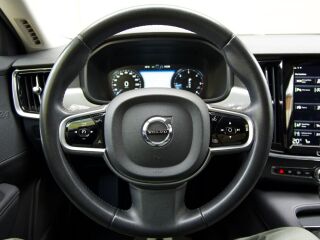 Volvo S90 Momentum D4 2.0 R4 TDI CR 140kW