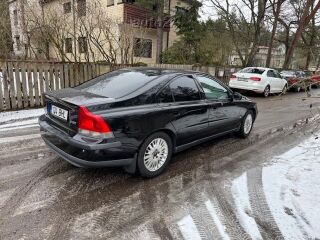 Volvo S60 2.4 R5 147кВ