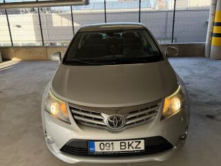 Toyota Avensis Linea Sol 1.8 108kW