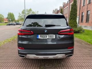 BMW X5 3.0 195kW