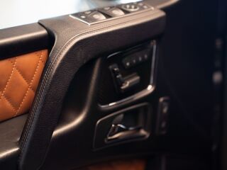 Mercedes-Benz G 63 AMG 5.5 V8 420kW