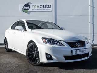 Lexus IS 250 White Pearl Facelift 2.5 153kW