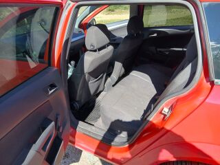Opel Astra 1.8 103кВ