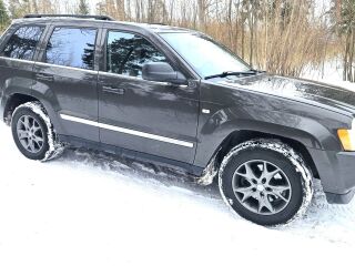Jeep Grand Cherokee Limited 4.7 V8 170kW