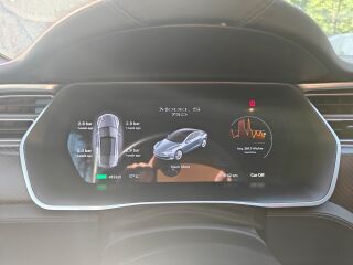 Tesla Model S 75D 386kw 158kW