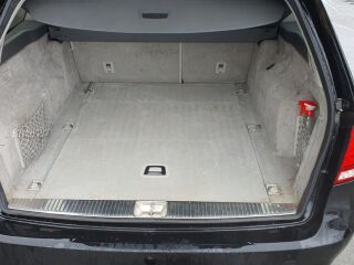 Mercedes-Benz E 220 Elegance 2.1 125kW