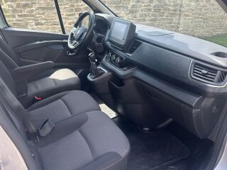 Renault Trafic Passenger Grand Pack Clim L2H1 2.0 dCi 125kW
