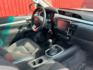 Toyota Hilux 2.4 110kW